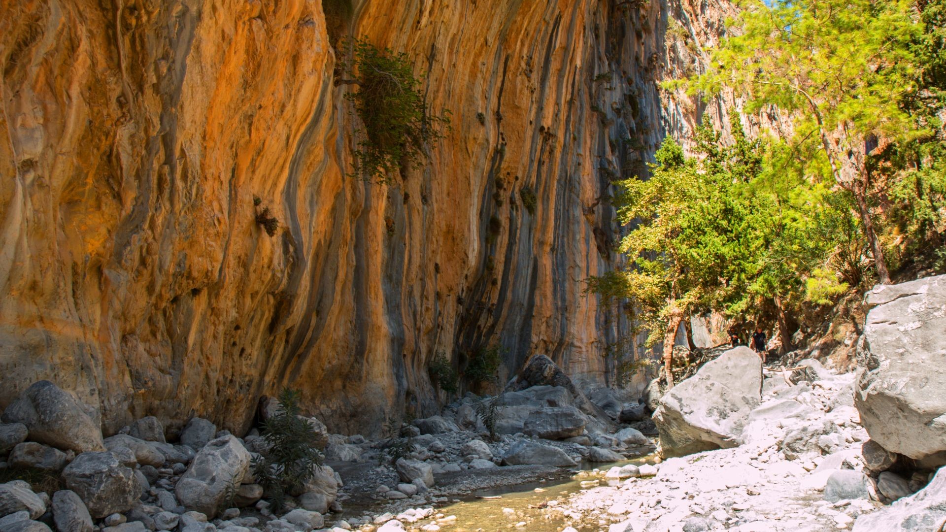 Hiking in Crete - Samaria Gorge